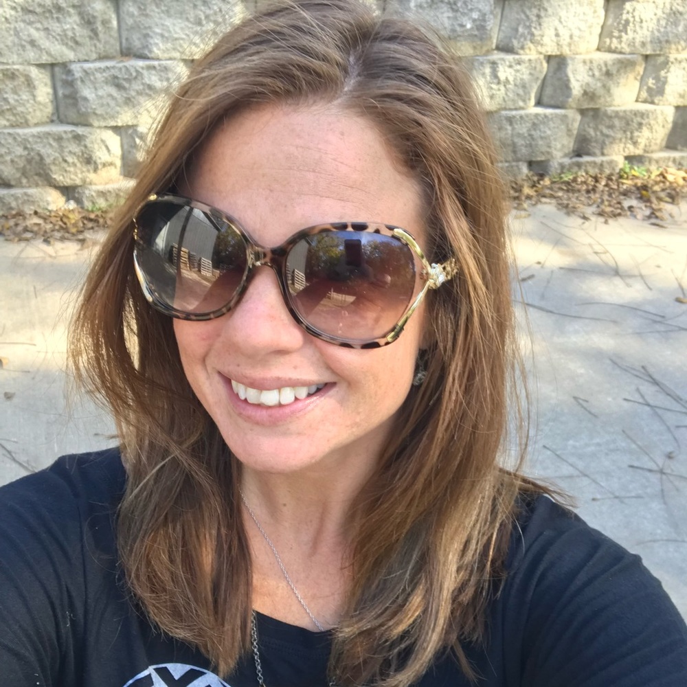 Meet your Posher, Andrea